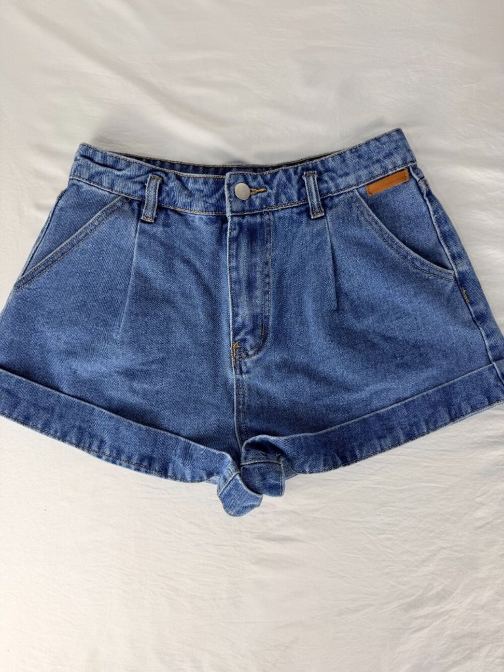 Dazy Denim Shorts Women Size M High Rise Cuffed Blue Casual Summer Jean Shorts - Picture 13 of 13